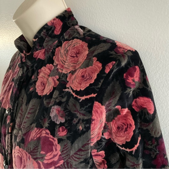 Vintage Sun’N Sand velvet floral quilted toggle coat with pockets Size Small - Picture 2 of 4